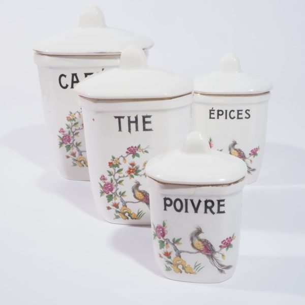 lot-4-pots-a-epices-Digoin-Sarreguemines-decor-Conde-cafe-the-poivre-epices-vue-de-pres